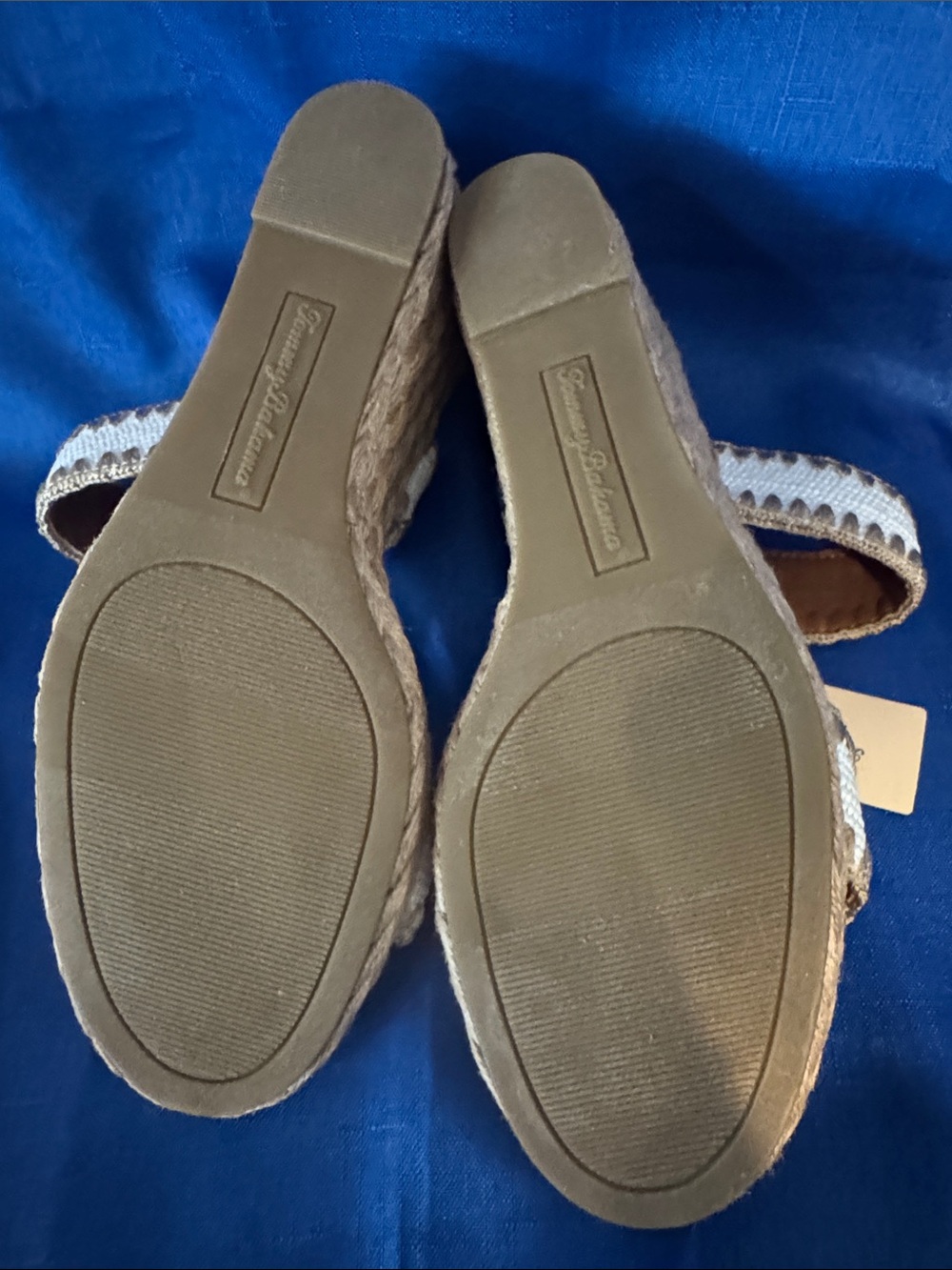 Tommy Bahama White & Tan Stitched Raffia Espadrille Wedge Sandals -Sz 8.5 NWT - Picture 8 of 8